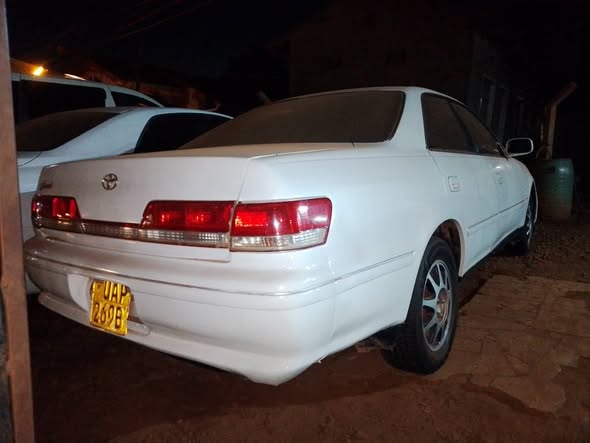 A picture of Mark11 9 5millions very good condition CALL 0786 92 82