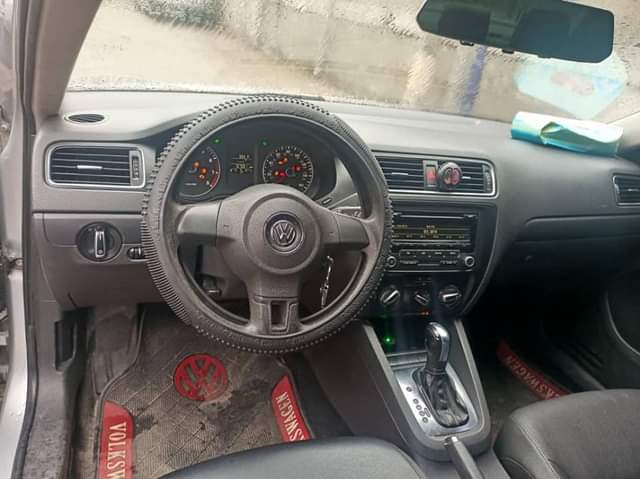 A picture of BELGIUM STANDARD Volkswagen Jetta 2012