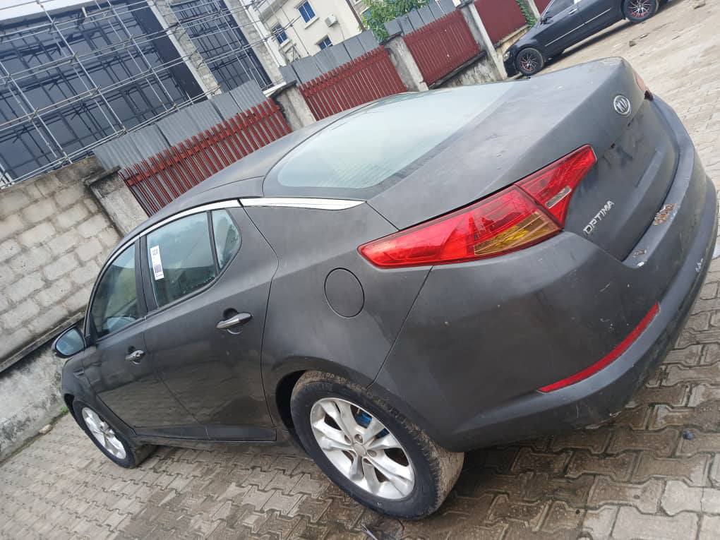 A picture of Kia optima 2014 model