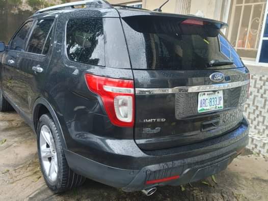 A picture of Distress sales Ford explorer 2015 16model First body 8month use