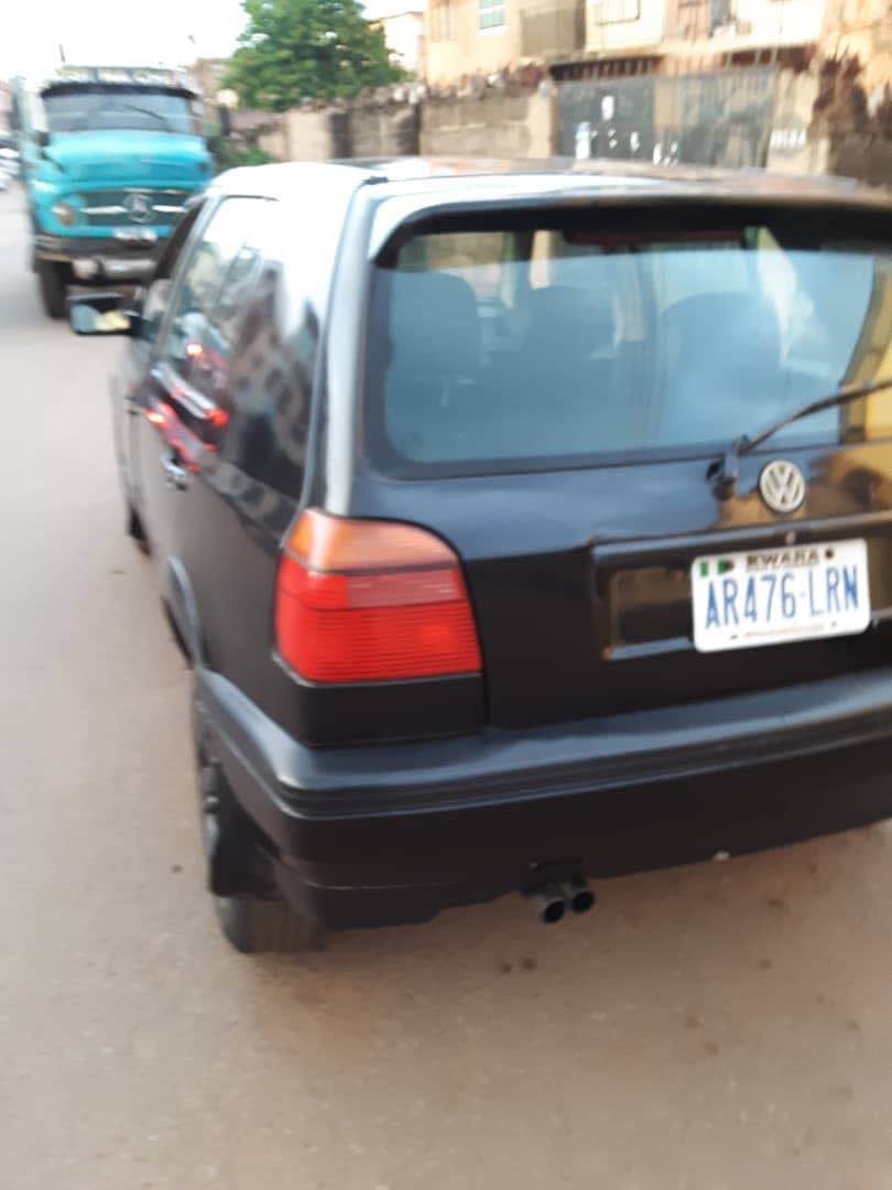 A picture of Golf 3 Automatic gear 1 8m to the owner