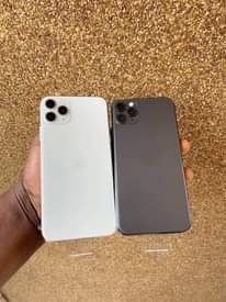 A picture of Iphone 11 pro max