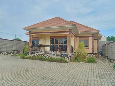 A picture of URGENT SALE 240m Beautiful home on market Location NAMUGONGO_JJOGO. 3bedrooms