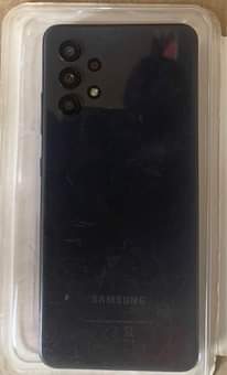 A picture of Samsung A32 6gbram 128gb space