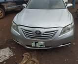 A picture of 2008 Toyota Camry Spider With sound engine and gear Interior