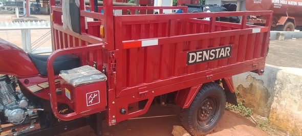 A picture of Bike truck