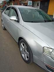 A picture of Volkswagen Passat 2005 2006 Engine sound AC chilling like ice