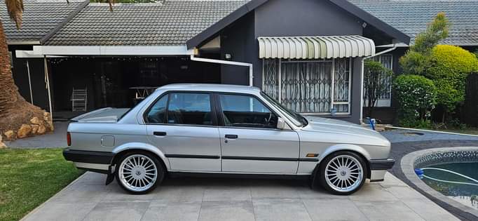 bmw e30