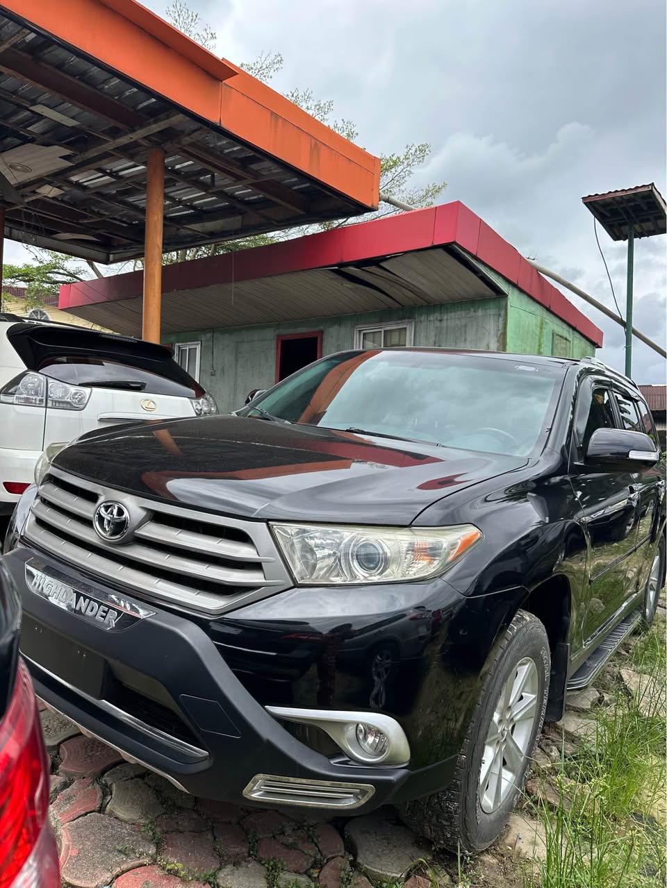 A picture of Foreign used 2013 Toyota Highlander key Entry For Sale 15