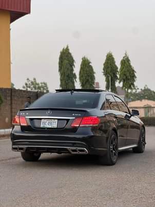 A picture of DISTRESS SALE 201014 E350 WITH PANORAMIC SUNROOF