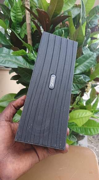 A picture of Wale wapenda mziki mzuri beba hii bluetooth spika used from