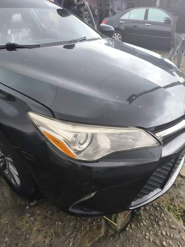 A picture of TOKS TOYOTA CAMRY SE 2015 MODEL Key start with Reverse