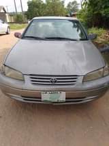 A picture of Toyota Camry 1999