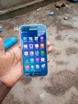 A picture of Samsung s6 plain Gb32 ram3 Net4g 0687879635