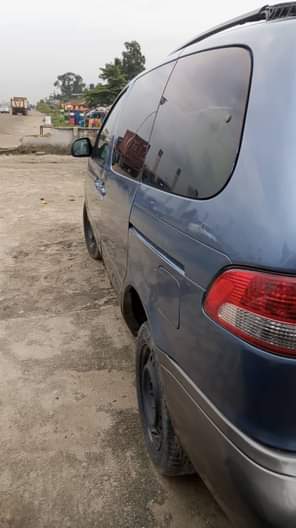 A picture of Small Toyota sienna With good engine Sweet gear Sharp interior