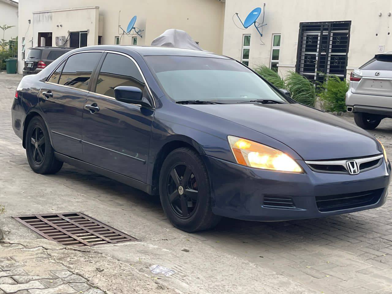A picture of Honda dc