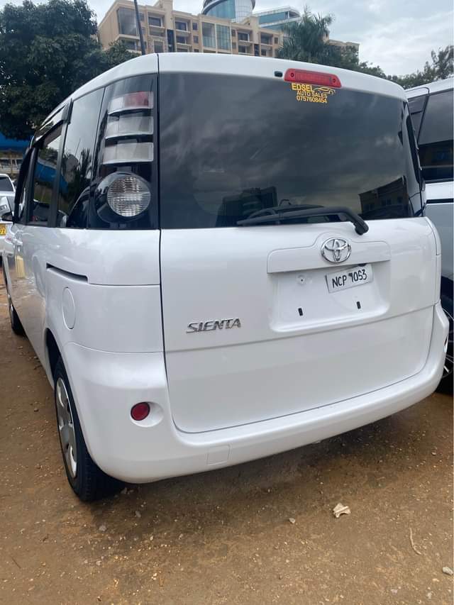 A picture of SIENTA Fuel saving 2010 VVTI Engine UBR Cream interior Installments