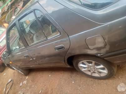 A picture of Nissan Sunny 800