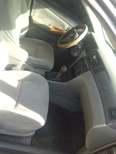 A picture of Toyota Corolla 04 engine ac and gear working well painted