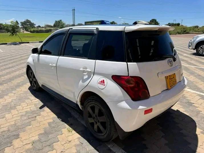 used toyota ist