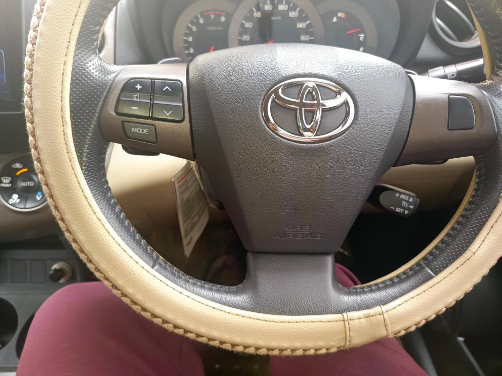 A picture of Toyota vanguard 2010 11