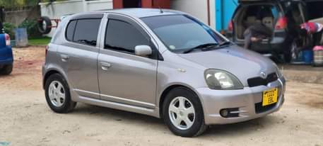 A picture of TOYOTA VITZ RS BEI MILIONI 12.8