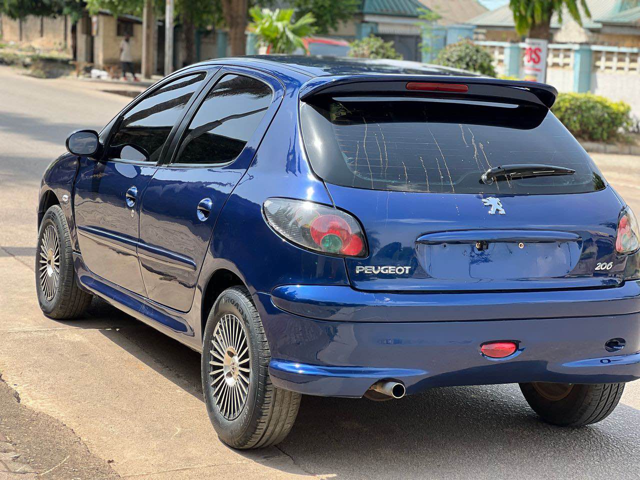 A picture of Peugeot 206 Manual
