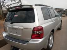 A picture of Tokumbo Highlander 06 3rows