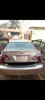 A picture of Es300 very sharp few months drive everything working perfect ok