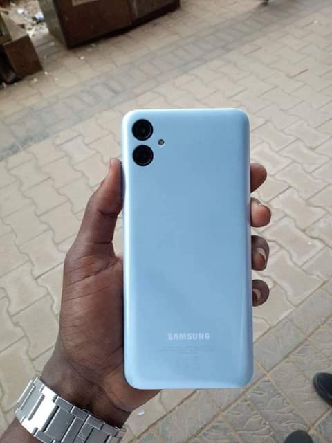 samsung galaxy a04e