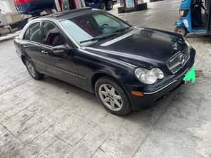 A picture of sharp Benz Transmission Automatic Engine working perfectly Gear Ac in