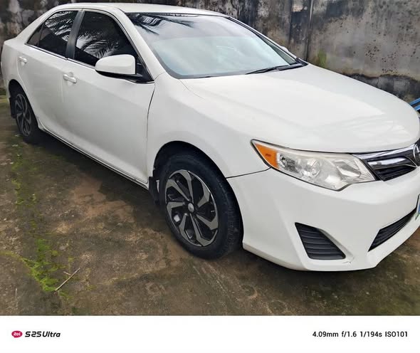 A picture of 2013 Toyota Camry
