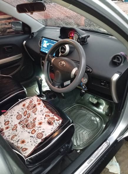A picture of Toyota ist Colour Silva New tyres Low mileage Price 17ml