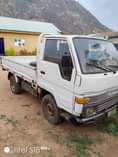 A picture of Toyota dyna 4 tyres
