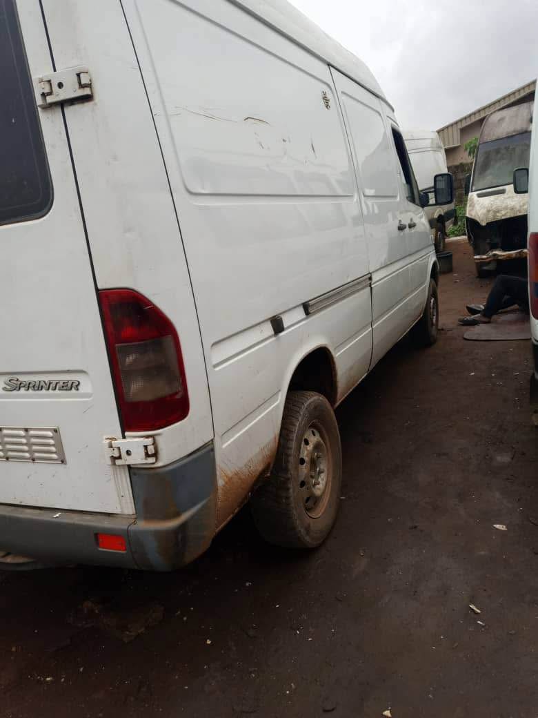 A picture of Mercedes Benz