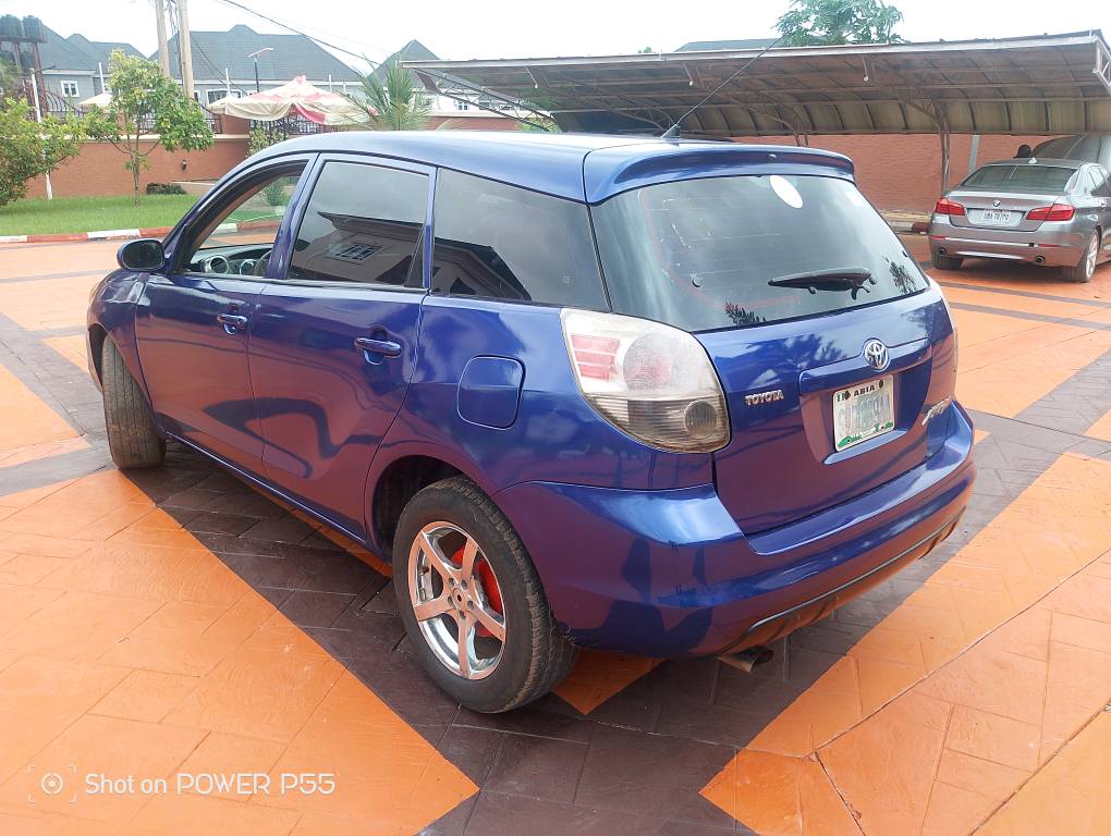 A picture of Super Clean Toyota Matrix 05 06 Model on Distress Sales