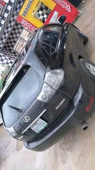 A picture of Very clean Rx 330 Ac Moscow standard Engine is sound