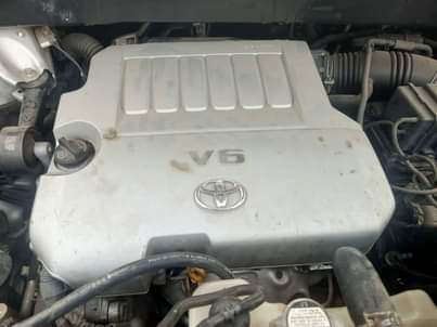 A picture of 2008 Registered Toyota Highlander 3rows fabric seats Everything working perfect