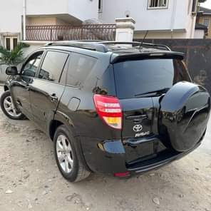 A picture of CLEAN REGISTERED TOYOTA RAV4 2010 MODEL V6 ENGINE CLEAN FABRIC