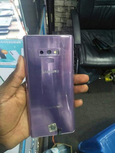 A picture of SAMSUNG NOTE9