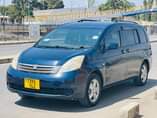 A picture of TOYOTA ISIS mwanza Million 5 8 Engine safi Gear Box
