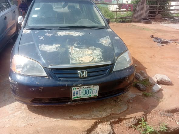 A picture of HONDA CIVIC 2003 MANUAL GEAR PURE FIRST BODY PAN ENGINE
