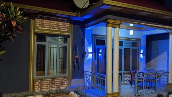 A picture of House for rent gisozi near road near ULK 0781680881 rent