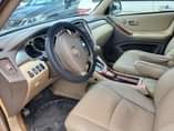 A picture of Less Than 6months Nigerian Used 2005 2006 3 Seater Toyota