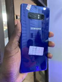 A picture of Samsung Note 8 256gb storage duos double line no dots400k