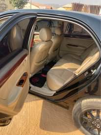 A picture of Toyota Corolla 04