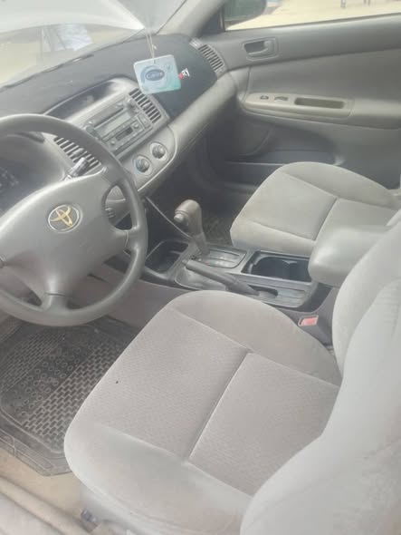 A picture of 2003 TOYOTA CAMRY