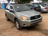 A picture of 08 rav4 3 2m last for sale in ikotun Lagos