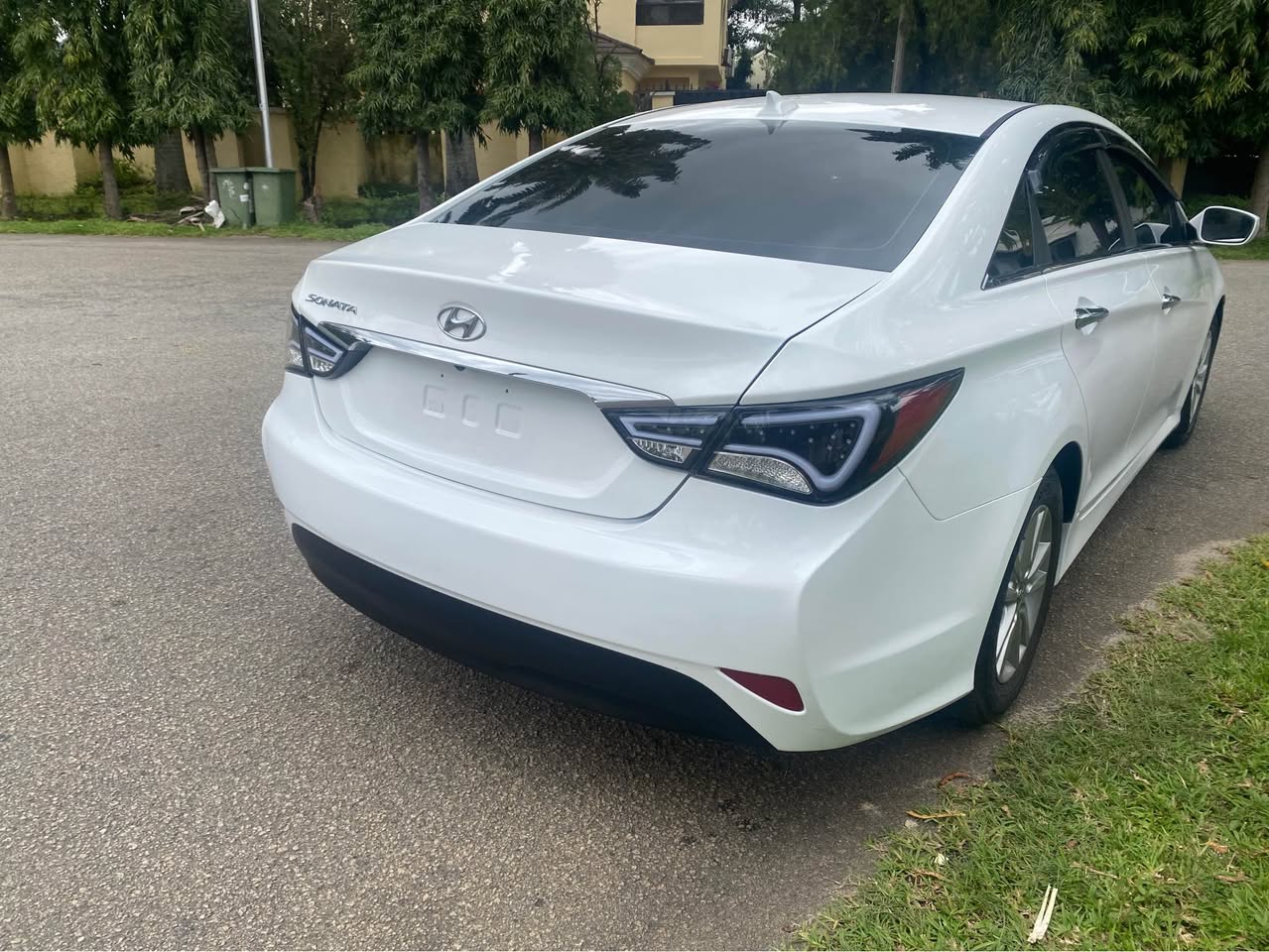 A picture of Direct Belgium 2014 Hyundai Sonata