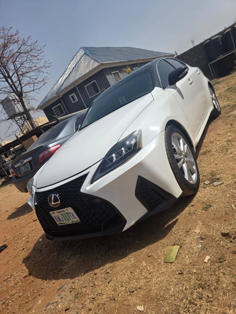 A picture of SHARP LEXUS IS350 2012 MODEL V6 ENGINE SPORT